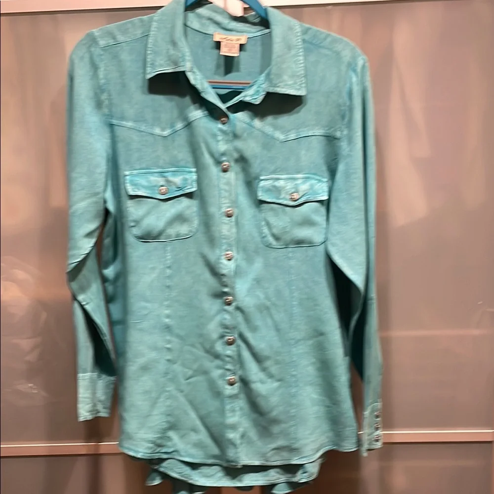 Turquoise Button-Up Shirt - Picture 1 of 4